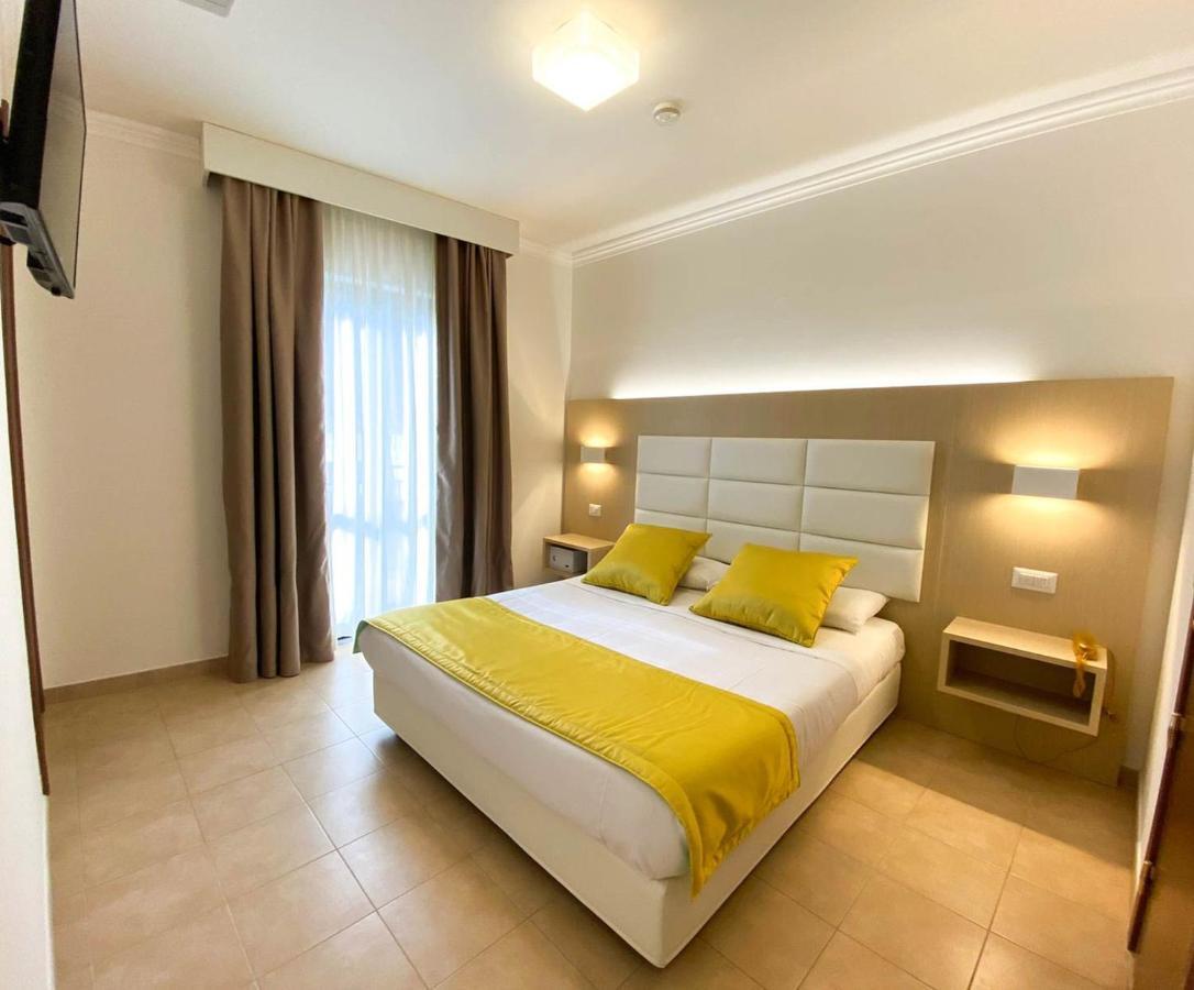 בולסנה Le Naiadi Park Hotel Sul Lago מראה חיצוני תמונה