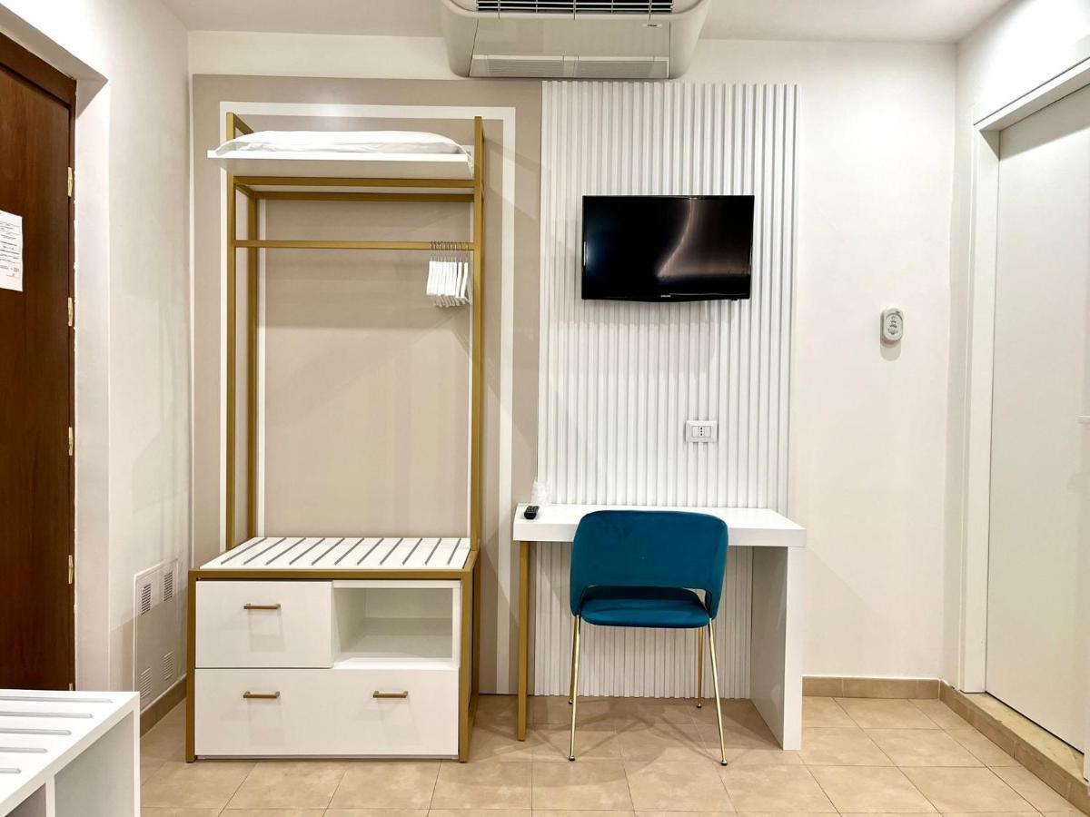 בולסנה Le Naiadi Park Hotel Sul Lago מראה חיצוני תמונה