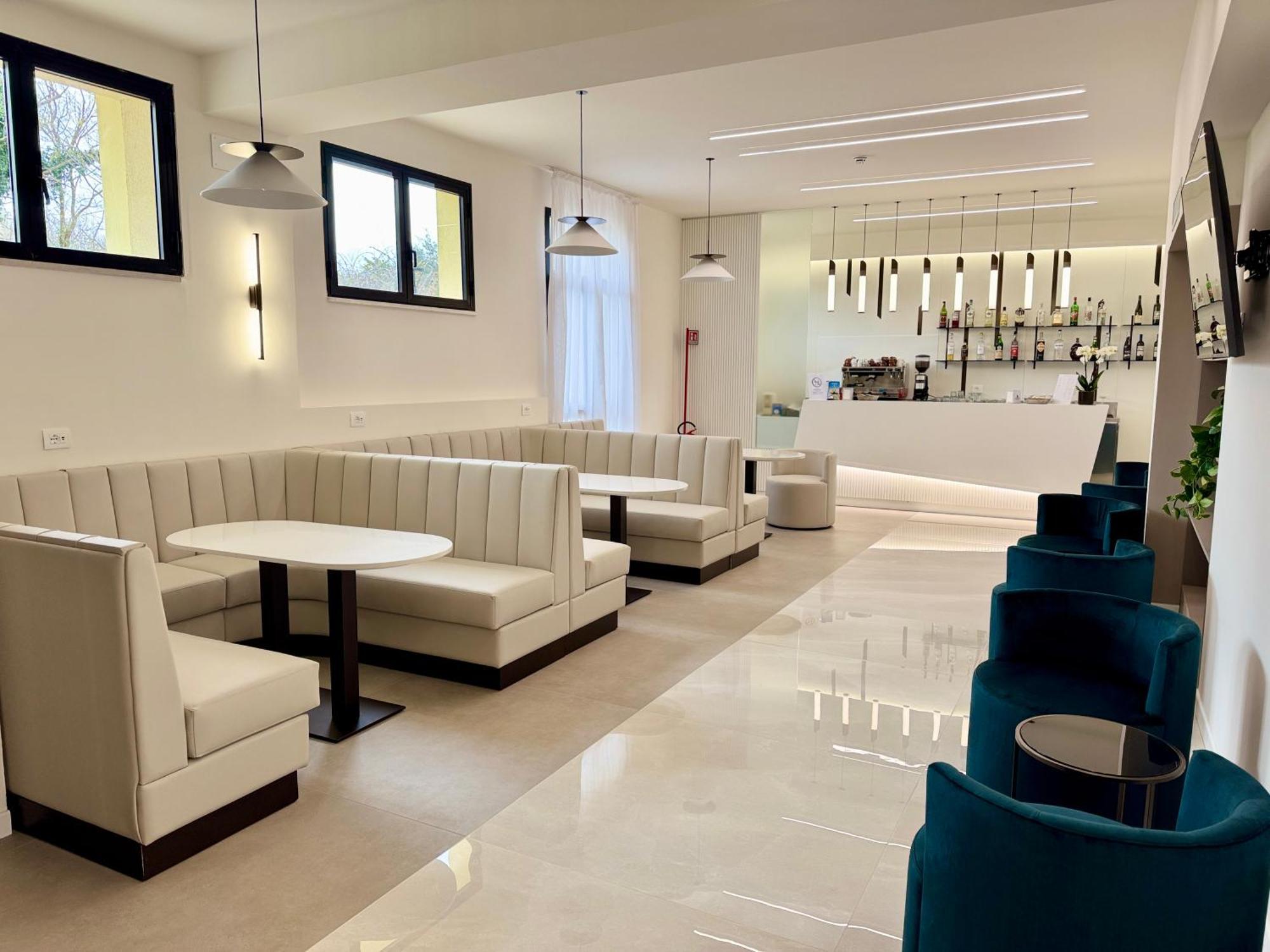 בולסנה Le Naiadi Park Hotel Sul Lago מראה חיצוני תמונה