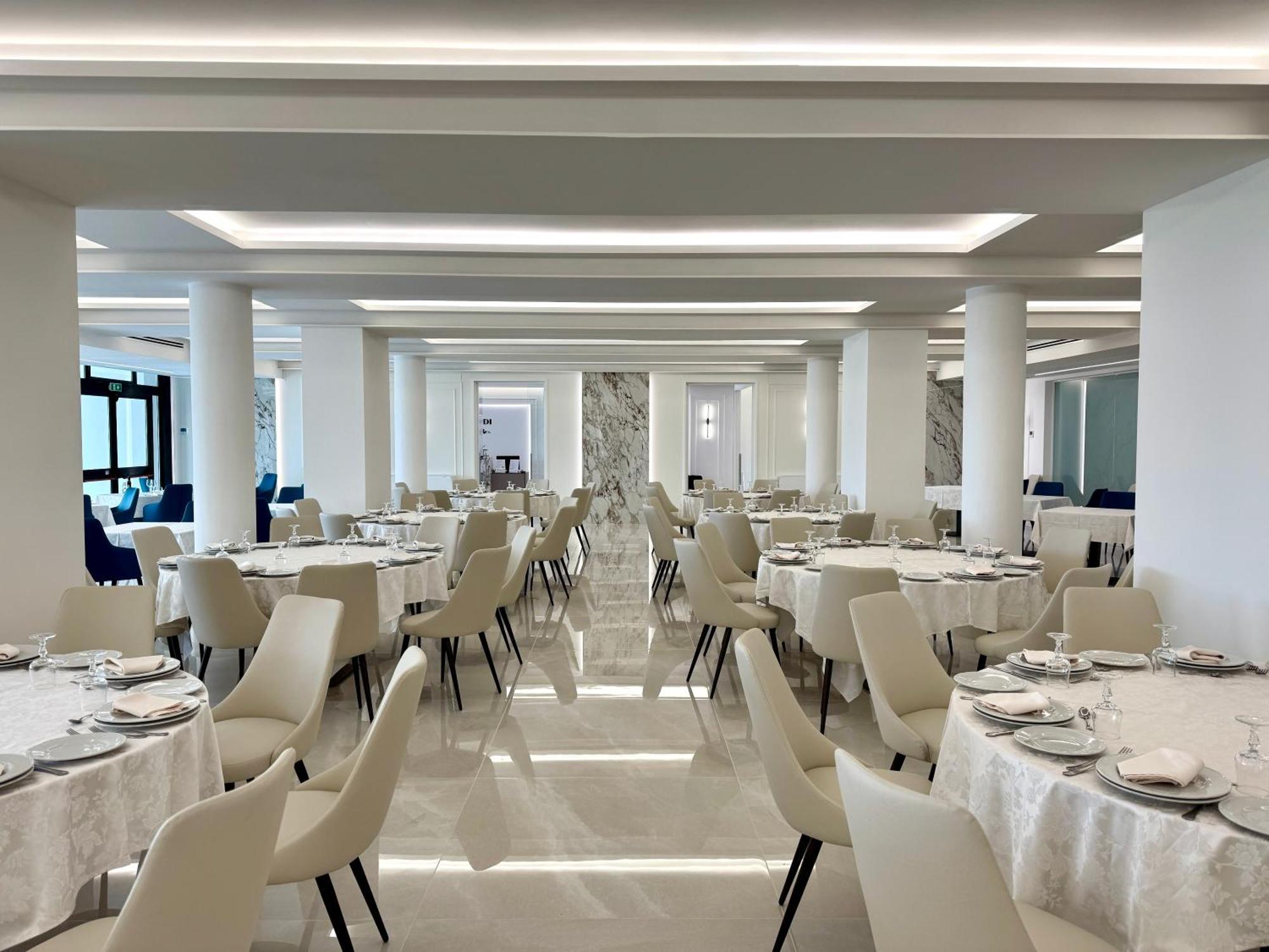 בולסנה Le Naiadi Park Hotel Sul Lago מראה חיצוני תמונה