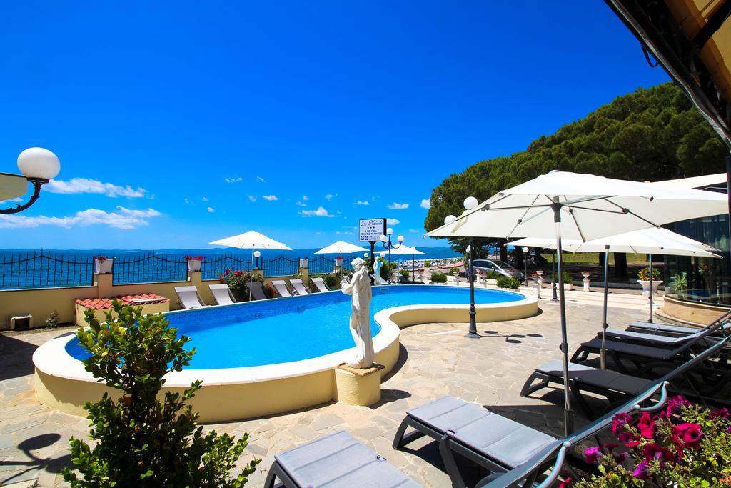 בולסנה Le Naiadi Park Hotel Sul Lago מראה חיצוני תמונה